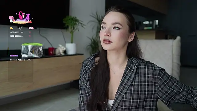 Snapshot of ibiddi chatting on 10.27.25 ibiddi online show from 10.27.25