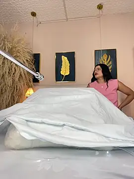 valerie lya online show from 10.01.25