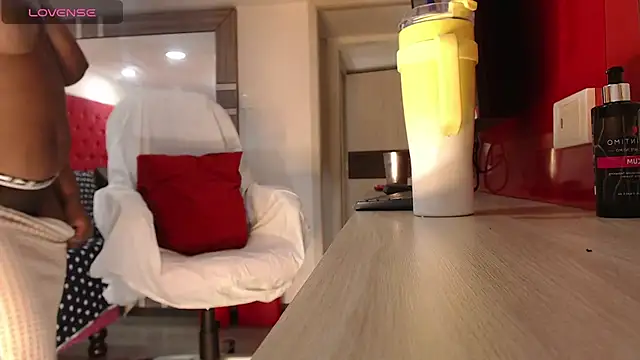 Snapshot of TamyJhonson chatting on 03.07.25 TamyJhonson online show from 03.07.25