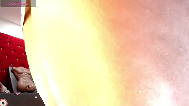 Snapshot of TamyJhonson chatting on 10.07.25 TamyJhonson online show from 10.07.25