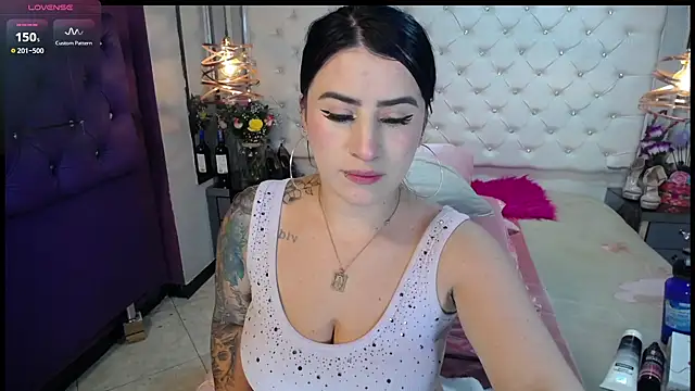 Snapshot of Nara_belen chatting on 12.05.24 Nara belen online show from 12.05.24