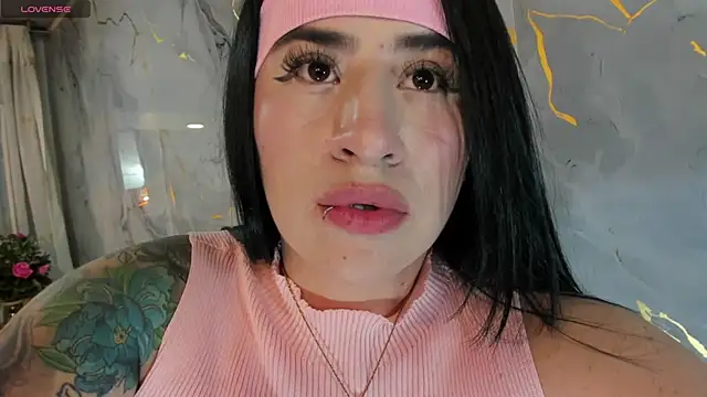 Snapshot of Nara_belen chatting on 02.18.25 Nara belen online show from 02.18.25