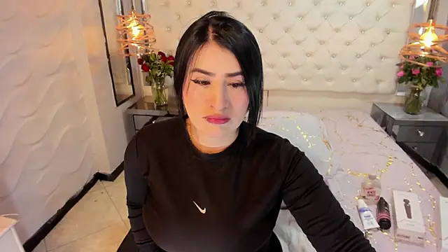 Snapshot of Nara_belen chatting on 02.20.25 Nara belen online show from 02.20.25