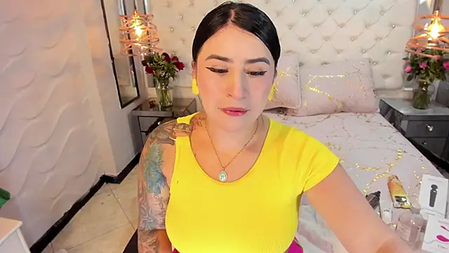 Snapshot of Nara_belen chatting on 02.21.25 Nara belen online show from 02.21.25