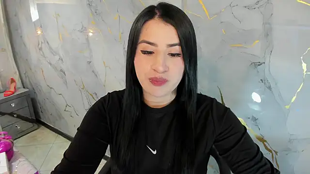 Snapshot of Nara_belen chatting on 03.06.25 Nara belen online show from 03.06.25