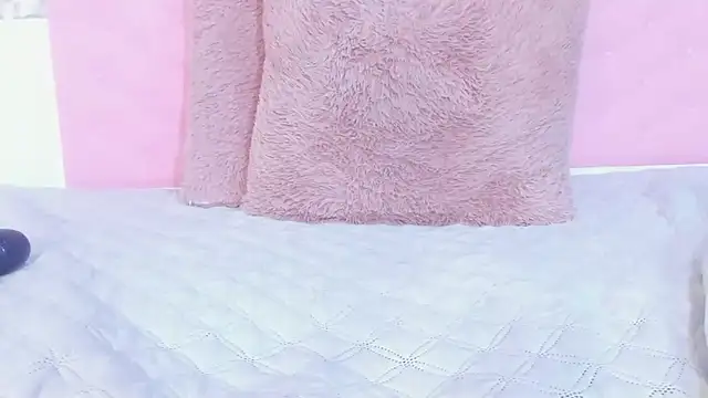 Bonnie Grace online show from 02.08.25