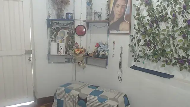 Snapshot of FunnyGrandma chatting on 03.12.26 FunnyGrandma online show from 03.12.26