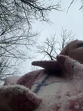 Model9798 online show from 01.31.25