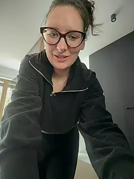 The Snowwhitee online show from 05.14.26