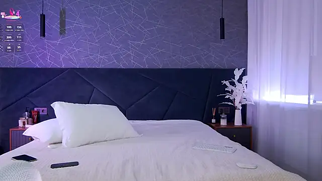 Snapshot of Angelees_ chatting on 10.12.25 Angelees online show from 10.12.25