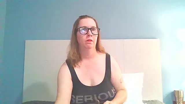 Snapshot of SweetandNaughty1 chatting on 02.05.25 SweetandNaughty1 online show from 02.05.25