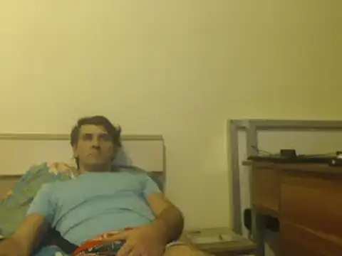 Snapshot of yvesstorm1 chatting on 12.28.24 yvesstorm1 online show from 12.28.24