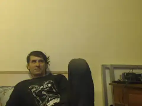 Snapshot of yvesstorm1 chatting on 01.18.25 yvesstorm1 online show from 01.18.25