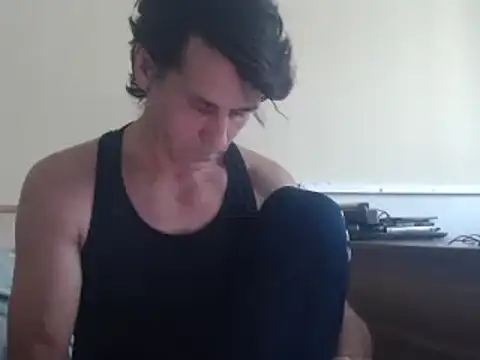 Snapshot of yvesstorm1 chatting on 01.26.25 yvesstorm1 online show from 01.26.25