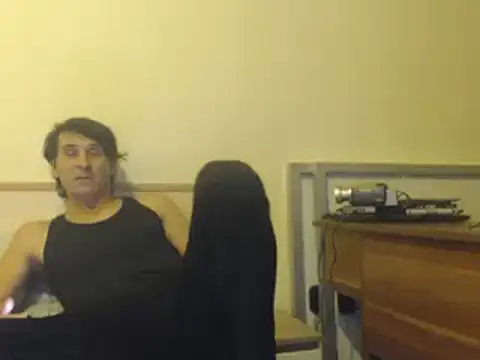 Snapshot of yvesstorm1 chatting on 01.26.25 yvesstorm1 online show from 01.26.25