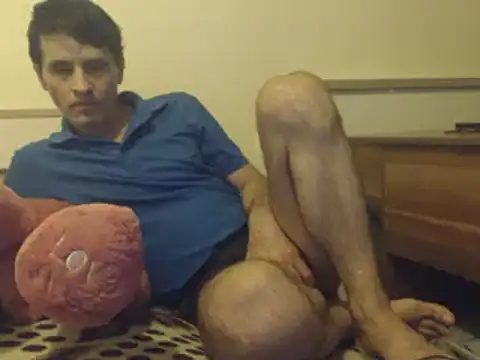 Snapshot of yvesstorm1 chatting on 03.05.25 yvesstorm1 online show from 03.05.25