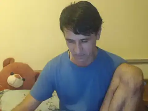 Snapshot of yvesstorm1 chatting on 03.19.25 yvesstorm1 online show from 03.19.25