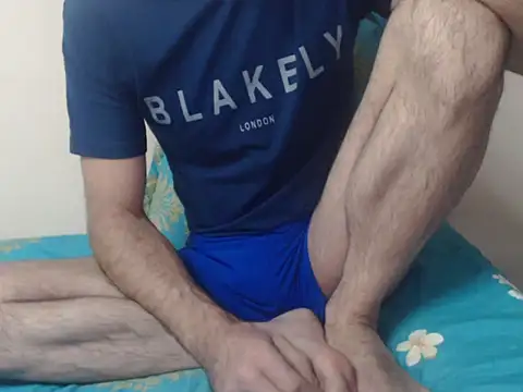 Snapshot of yvesstorm1 chatting on 11.18.25 yvesstorm1 online show from 11.18.25