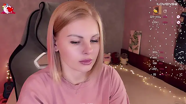 Your Sweet Lilu online show from 03.19.25