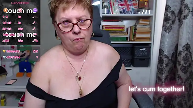 Snapshot of Mella4you chatting on 03.16.25 Mella4you online show from 03.16.25