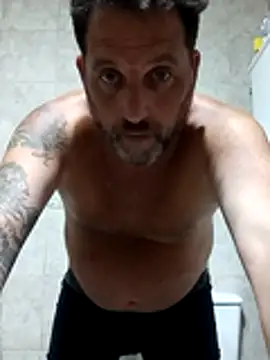 Snapshot of Reload_033 chatting on 03.05.26 Reload 033 online show from 03.05.26