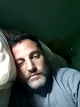 Snapshot of Reload_033 chatting on 04.08.26 Reload 033 online show from 04.08.26