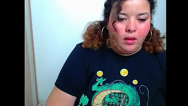 Snapshot of valentinny chatting on 09.18.25 valentinny online show from 09.18.25