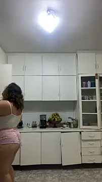 Snapshot of valentinny chatting on 10.19.25 valentinny online show from 10.19.25