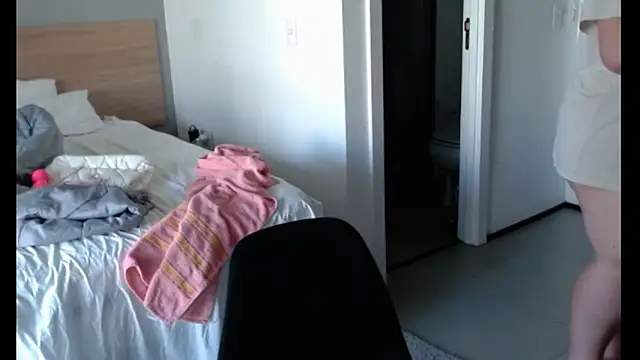 Snapshot of valentinny chatting on 03.27.26 valentinny online show from 03.27.26