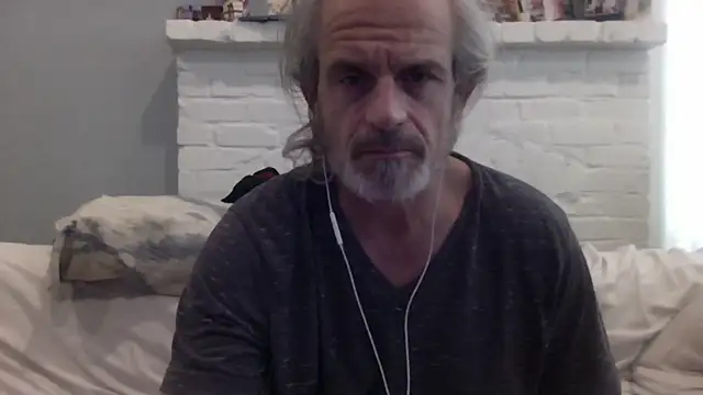 Snapshot of readyforfunxxx chatting on 09.15.25 readyforfunxxx online show from 09.15.25