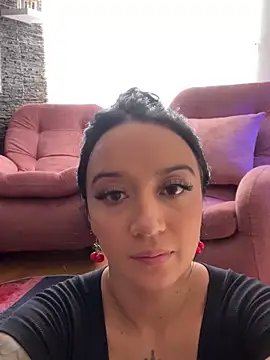 EmmyEvans1 online show from 03.04.25