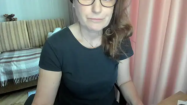 lauraoven online show from 03.22.26
