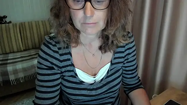 lauraoven online show from 07.06.26