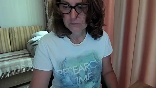 lauraoven online show from 07.15.26