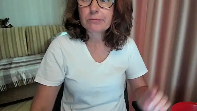 lauraoven online show from 08.01.26
