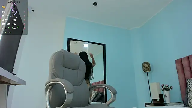 tati saldarriaga online show from 03.11.26