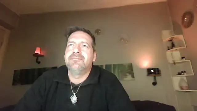 Snapshot of matrikes1 chatting on 12.12.24 matrikes1 online show from 12.12.24