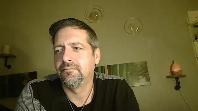 Snapshot of matrikes1 chatting on 01.01.25 matrikes1 online show from 01.01.25