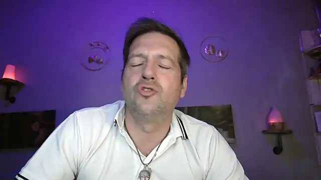 Snapshot of matrikes1 chatting on 01.16.25 matrikes1 online show from 01.16.25