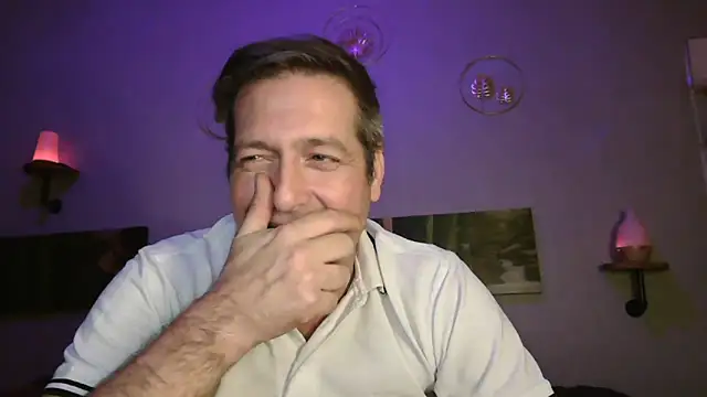 Snapshot of matrikes1 chatting on 01.17.25 matrikes1 online show from 01.17.25