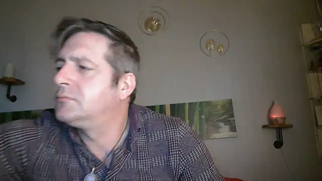 Snapshot of matrikes1 chatting on 01.25.25 matrikes1 online show from 01.25.25