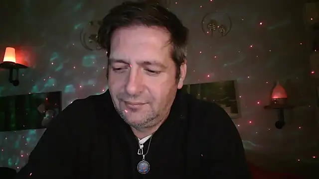 Snapshot of matrikes1 chatting on 01.27.25 matrikes1 online show from 01.27.25