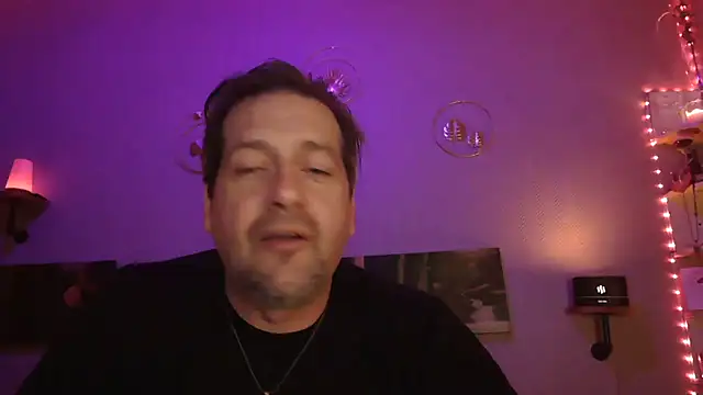 Snapshot of matrikes1 chatting on 02.07.25 matrikes1 online show from 02.07.25