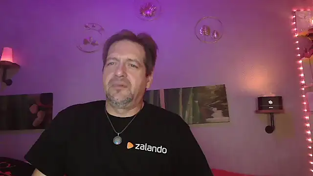 Snapshot of matrikes1 chatting on 02.07.25 matrikes1 online show from 02.07.25