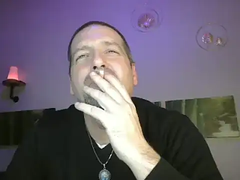 Snapshot of matrikes1 chatting on 02.10.25 matrikes1 online show from 02.10.25