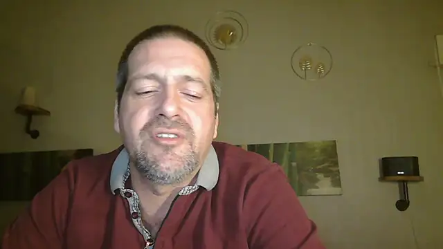 Snapshot of matrikes1 chatting on 02.25.25 matrikes1 online show from 02.25.25