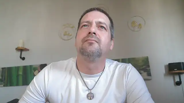 Snapshot of matrikes1 chatting on 03.02.25 matrikes1 online show from 03.02.25