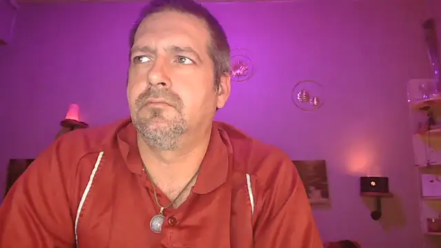 Snapshot of matrikes1 chatting on 03.10.25 matrikes1 online show from 03.10.25