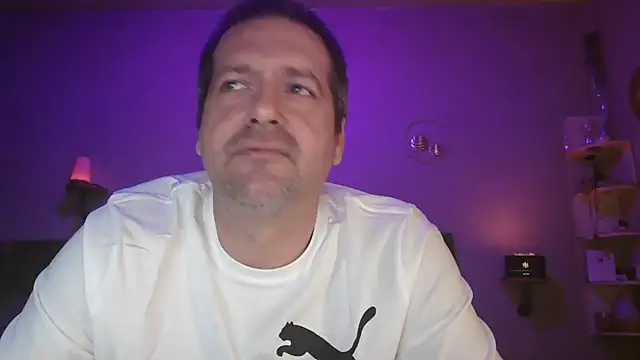 Snapshot of matrikes1 chatting on 03.17.25 matrikes1 online show from 03.17.25