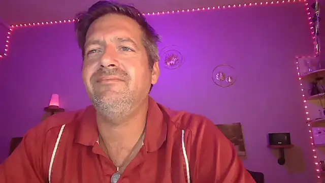 Snapshot of matrikes1 chatting on 09.25.25 matrikes1 online show from 09.25.25